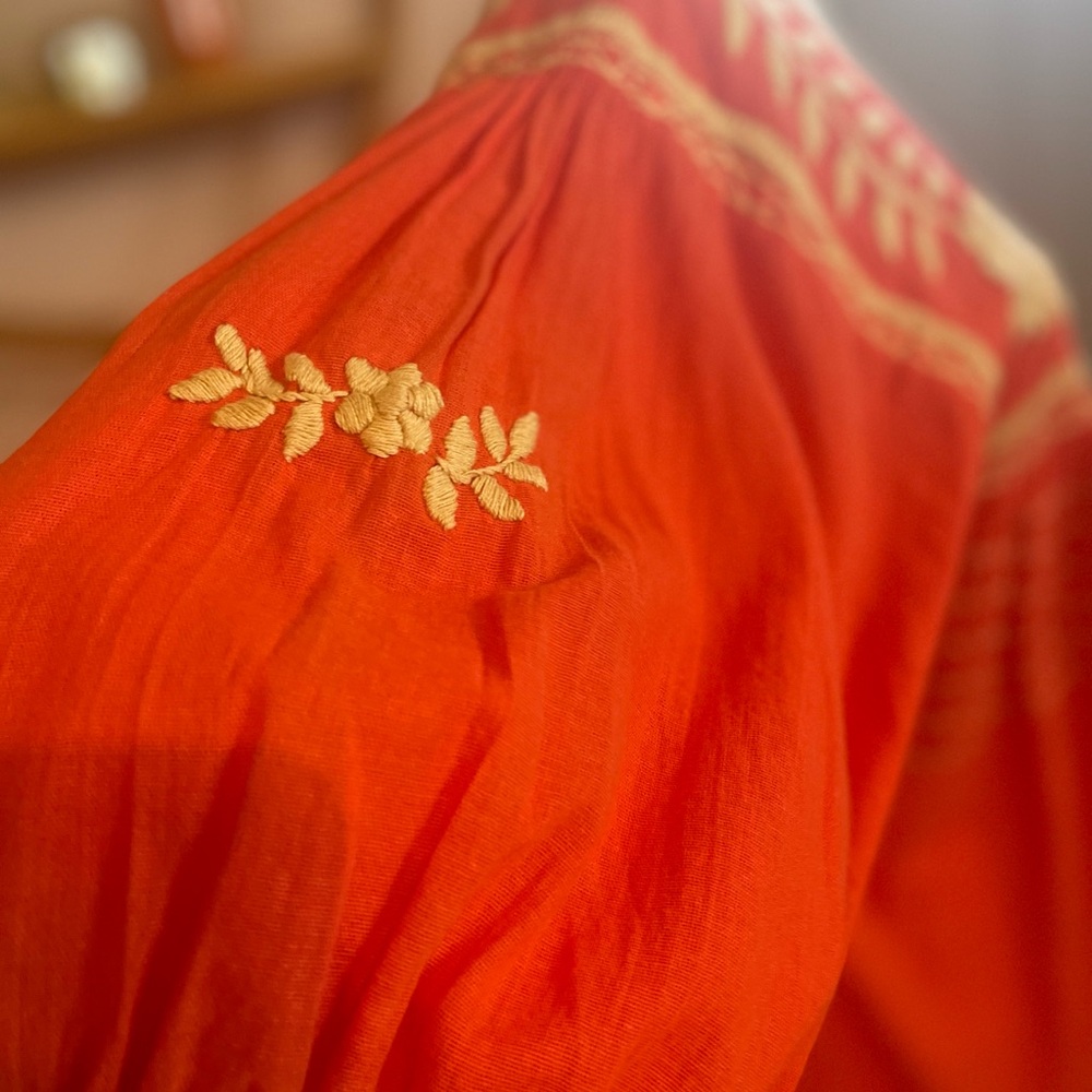 🌻Embroidered Red Peasant Blouse/ Super Mini Dress - Picture 6 of 8